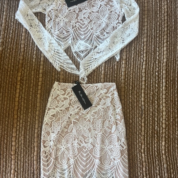 NWT For Love & Lemons Guava White Lace Crop Top & Skirt Set - Picture 5 of 9